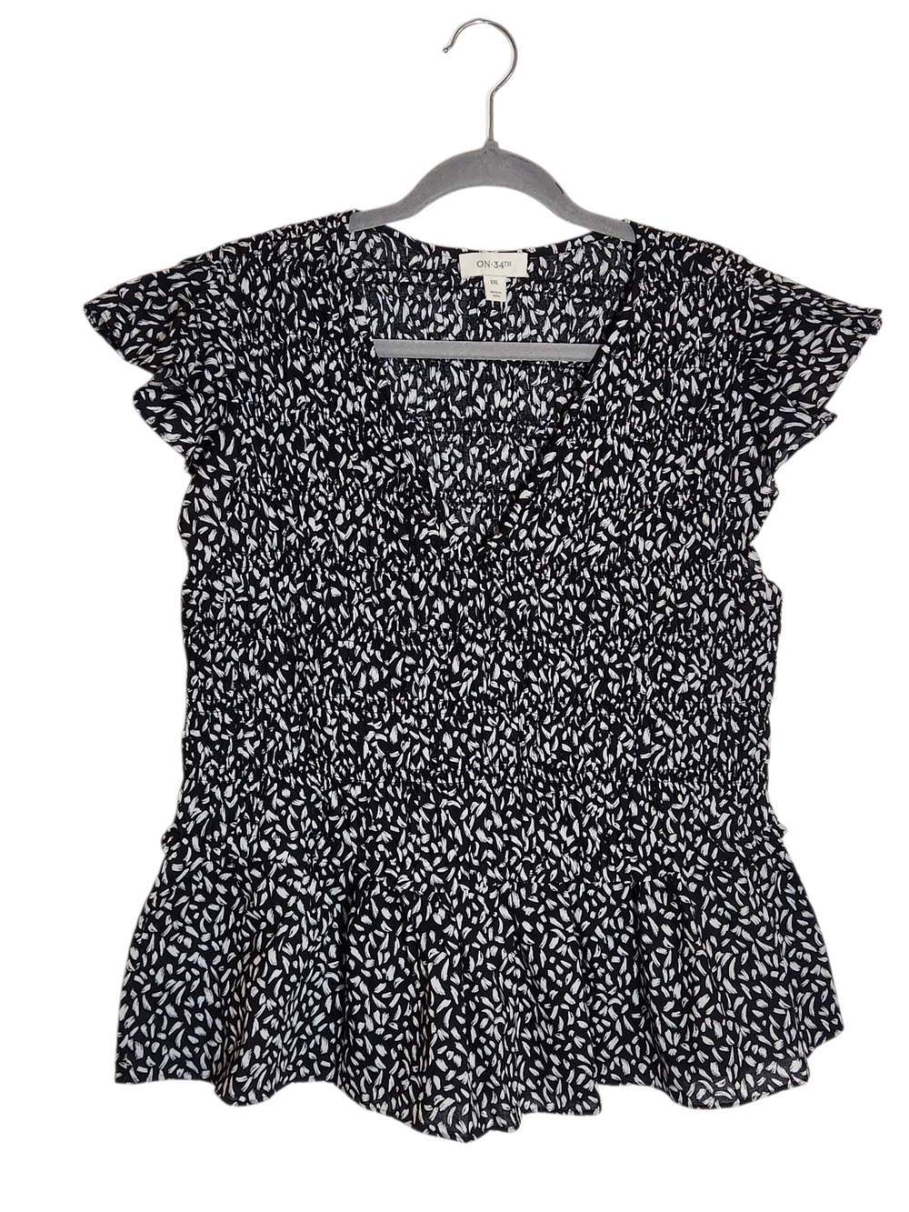 On 34th Black and White Print Smocked Blouse with Peplum NWT Size XXL